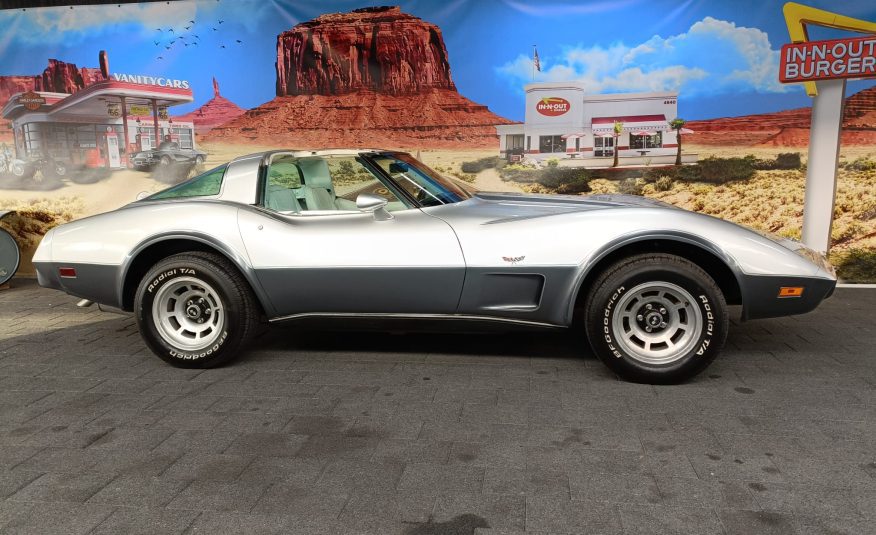 Chevrolet Corvette 5.7L V8 Anniversary Edition 1978