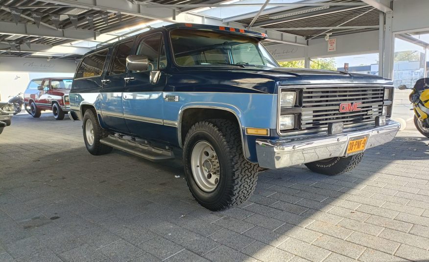 GMC Suburban Sierra Classic 2500