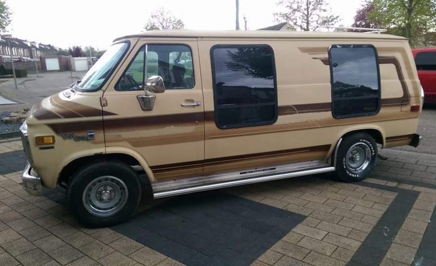 Chevrolet Van Winnebago