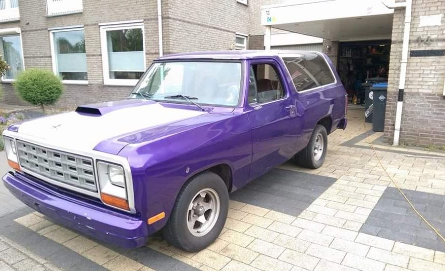 Dodge Ramcharger