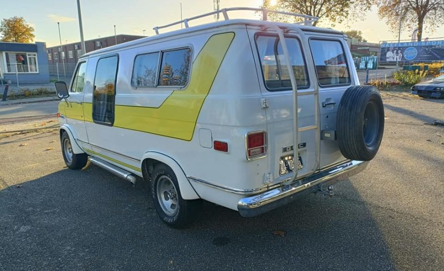 GMC Vandura 1976 5.7 V8