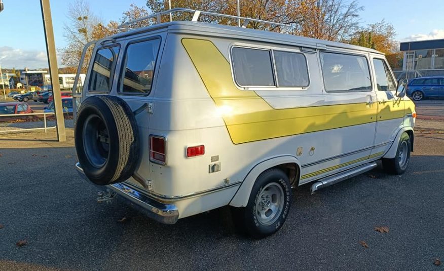 GMC Vandura 1976 5.7 V8