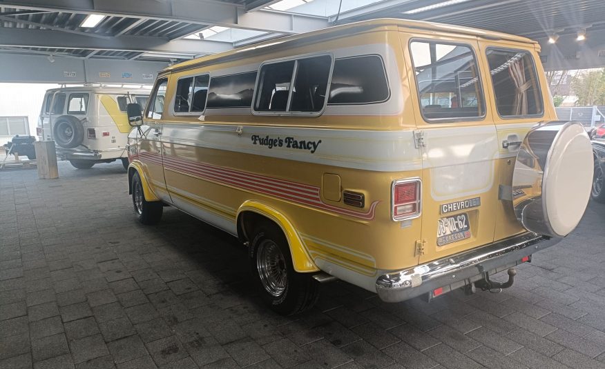 Chevrolet G20 Van 1977