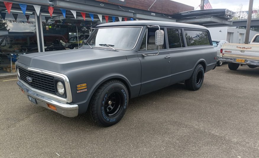 Chevrolet Suburban 1972